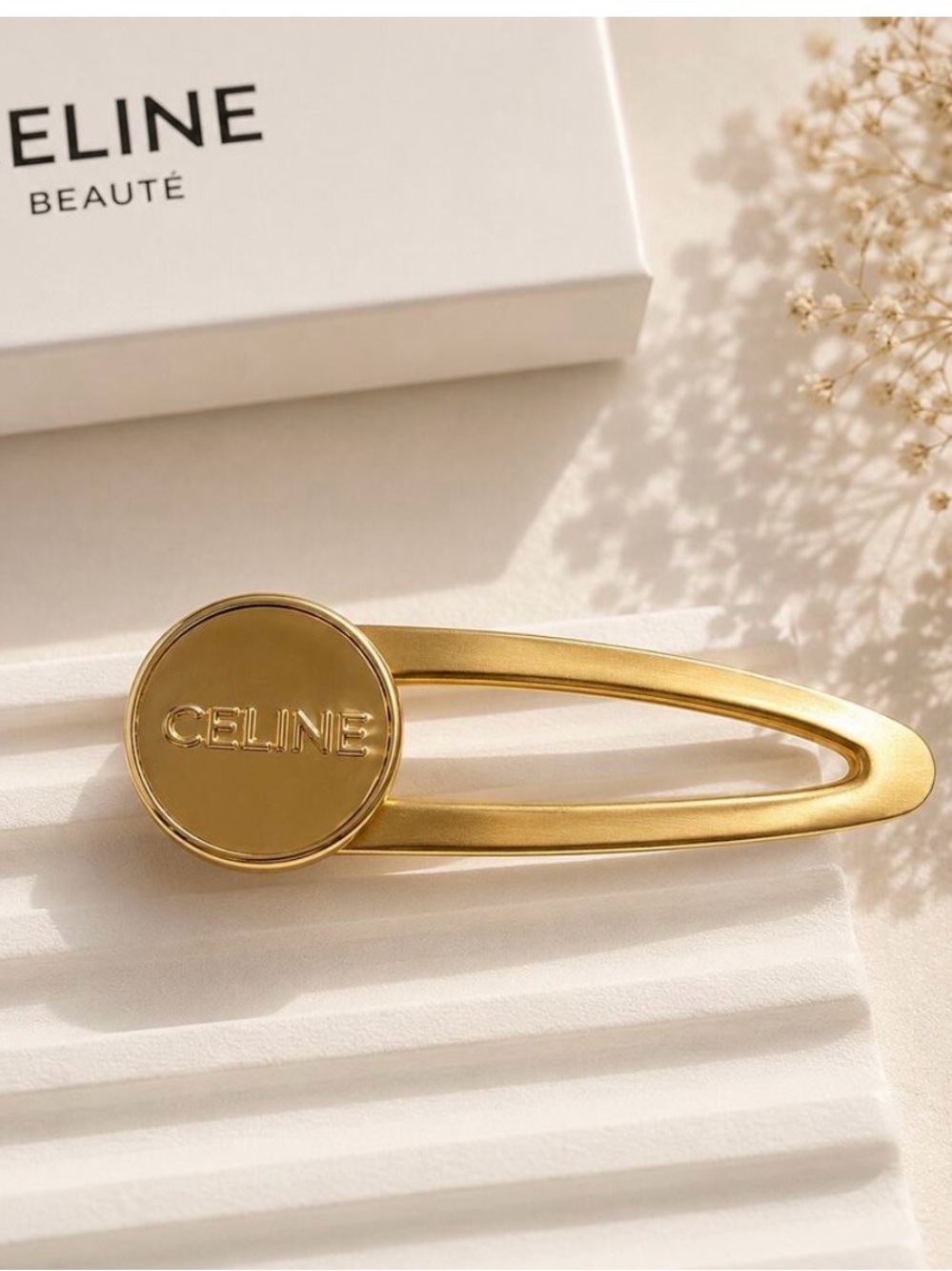 CELINE GWP aGold-Tone Coin Logo Hair Clip - Gold